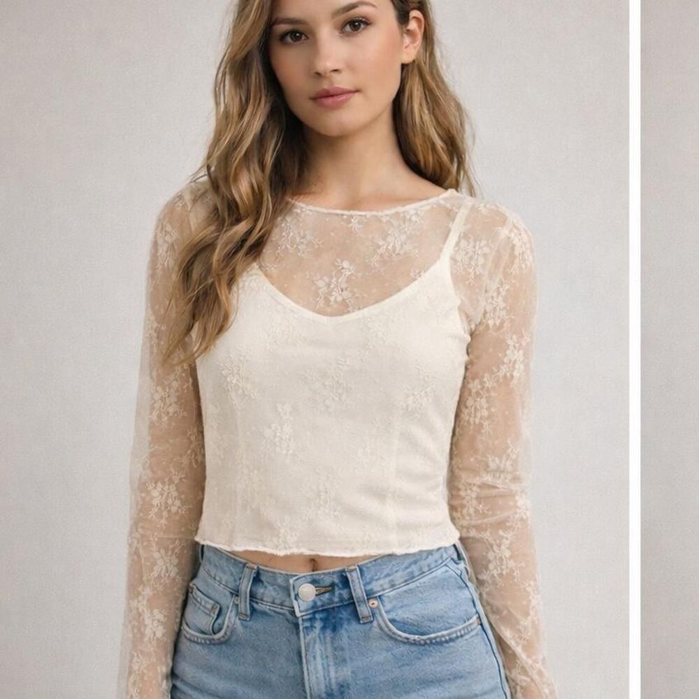 Discreet NYC Junior Cream Lace Layered Top Set Size Large